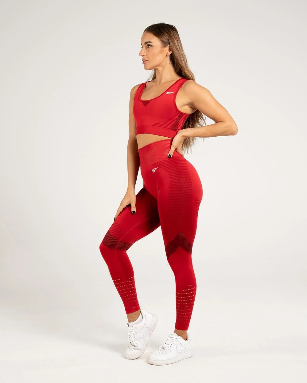 Balance Seamless Sport Bra - Red