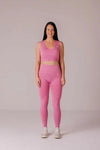 Balance Seamless Leggings with girl
