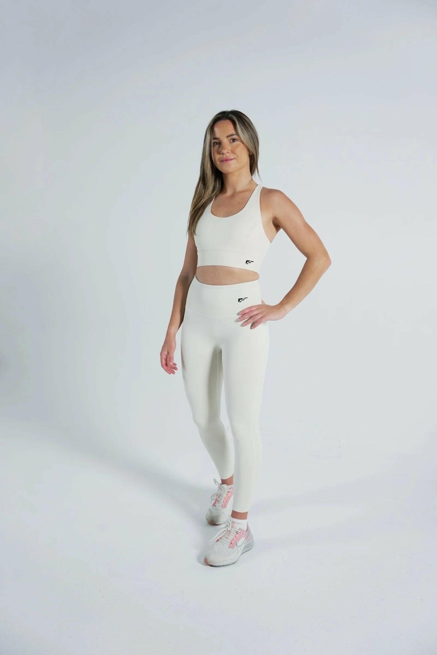 Evolve Sports Bra - Beige