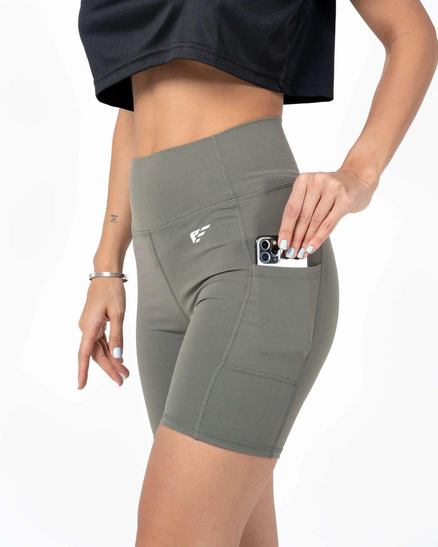 Evolve 2.0 Women's Sports Shorts - Green