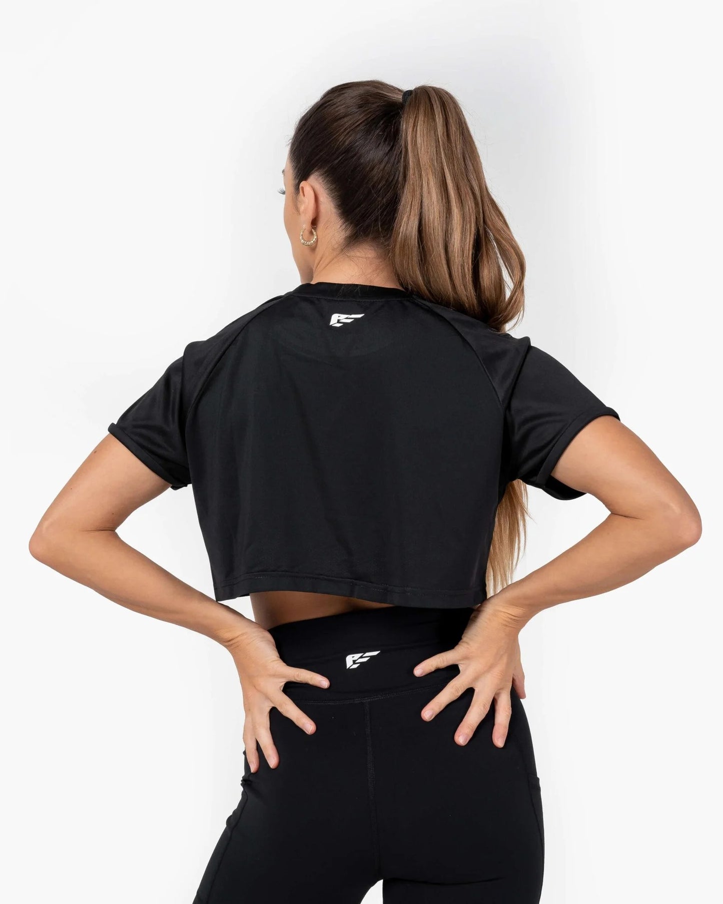 Evolve 2.0 Crop Top - Black